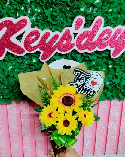 Cono de Girasoles con Mensaje