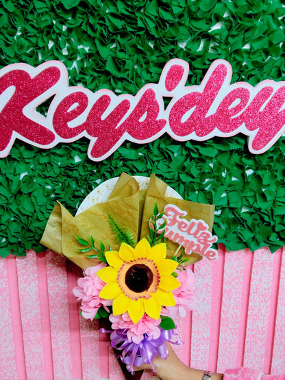 Cono de Flores con Mensaje